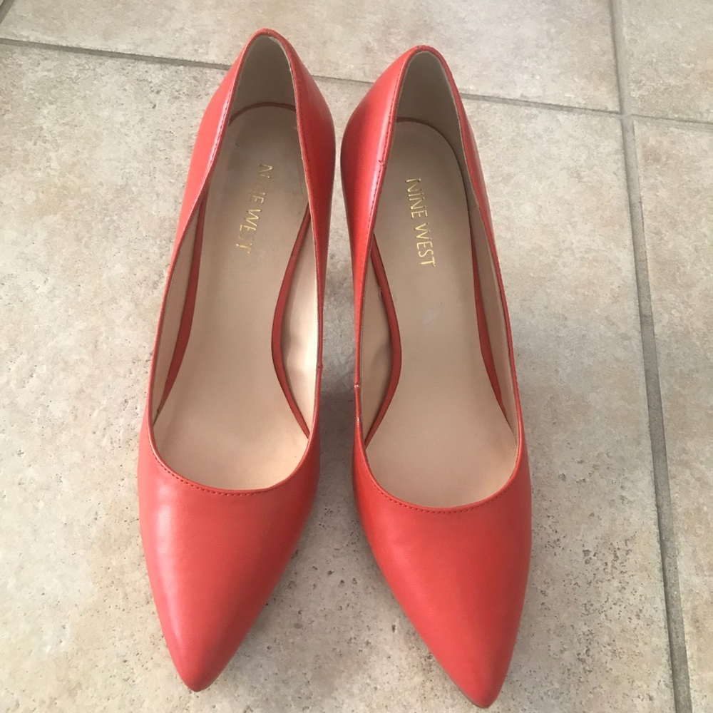 Nine West Women's Coral Pointed-Toe Pumps